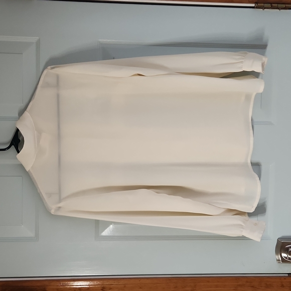 Susan Hutton, Woman's Sz 10, Cream, 100% Polyester, Top 1/3 Embrodiered Blouse - Picture 7 of 11